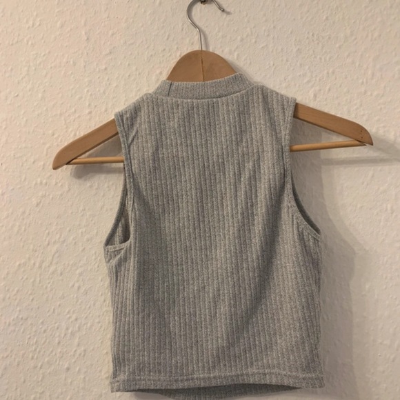 SHEIN size medium grey knit style top - Picture 4 of 4